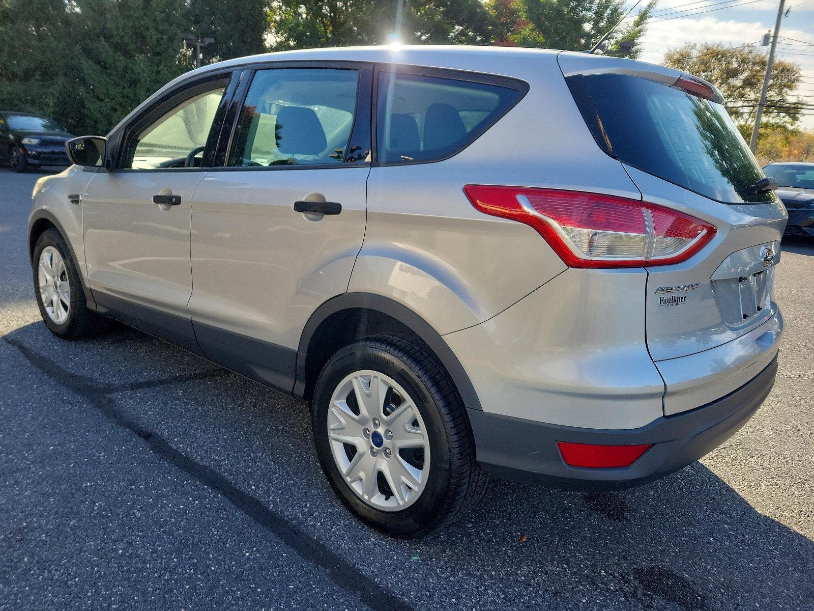 2015 Ford Escape Vehicle Photo in BETHLEHEM, PA 18017