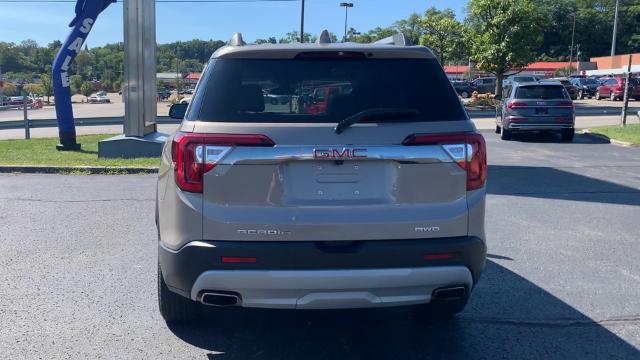 2023 GMC Acadia Vehicle Photo in MOON TOWNSHIP, PA 15108-2571