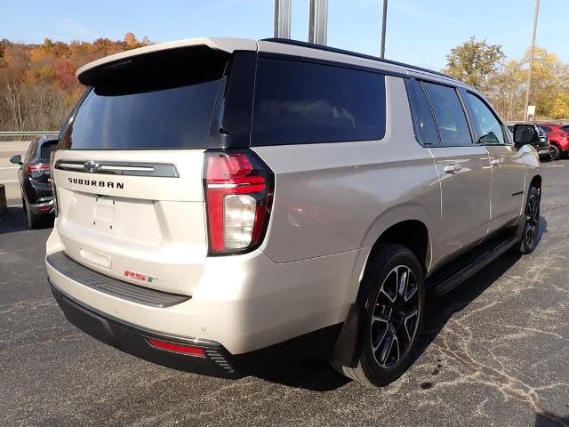 2021 Chevrolet Suburban Vehicle Photo in ZELIENOPLE, PA 16063-2910