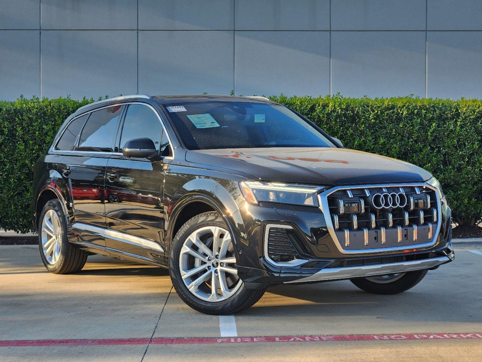 2025 Audi Q7 Vehicle Photo in MCKINNEY, TX 75070