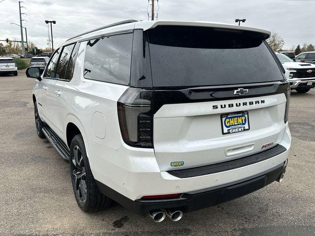 2025 Chevrolet Suburban Vehicle Photo in GREELEY, CO 80634-4125