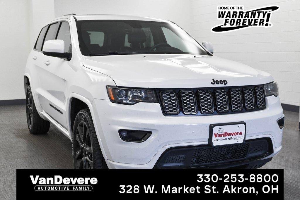 2017 Jeep Grand Cherokee Vehicle Photo in AKRON, OH 44303-2185