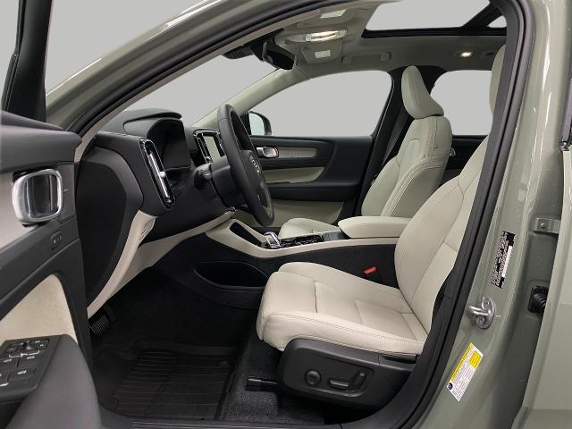 2025 Volvo XC40 Vehicle Photo in Appleton, WI 54913