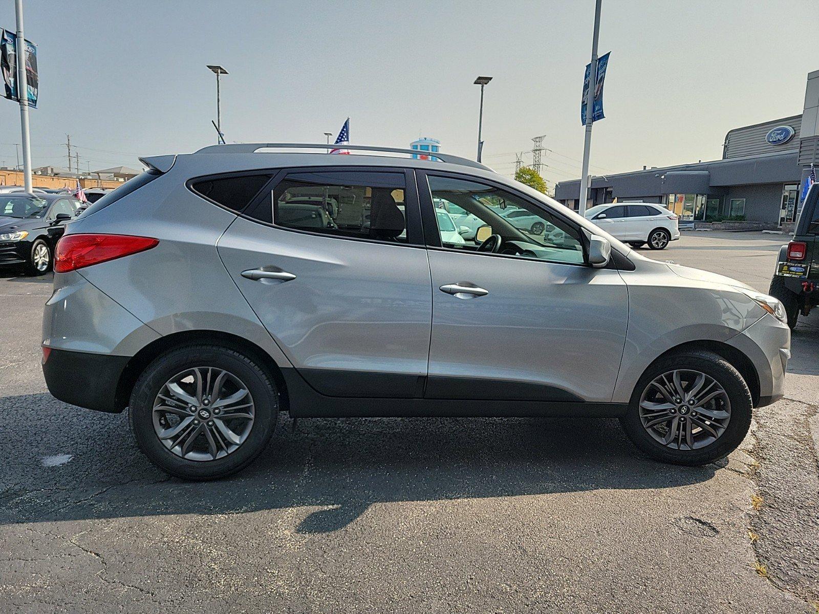 2015 Hyundai TUCSON Vehicle Photo in Plainfield, IL 60586