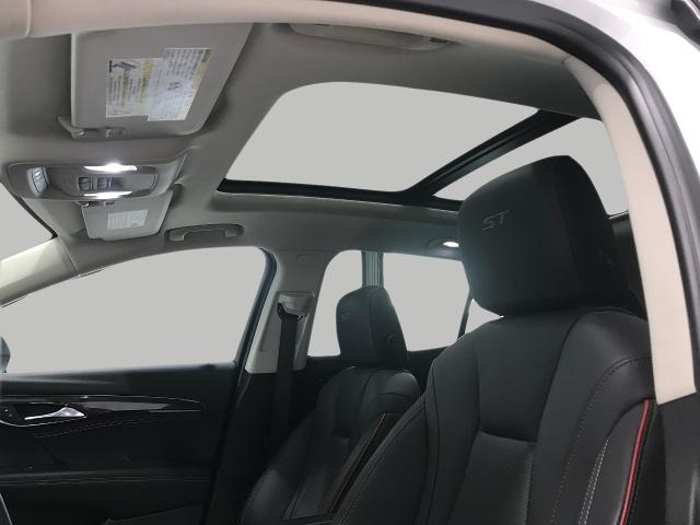 2023 Buick Envision Vehicle Photo in GREEN BAY, WI 54303-3330