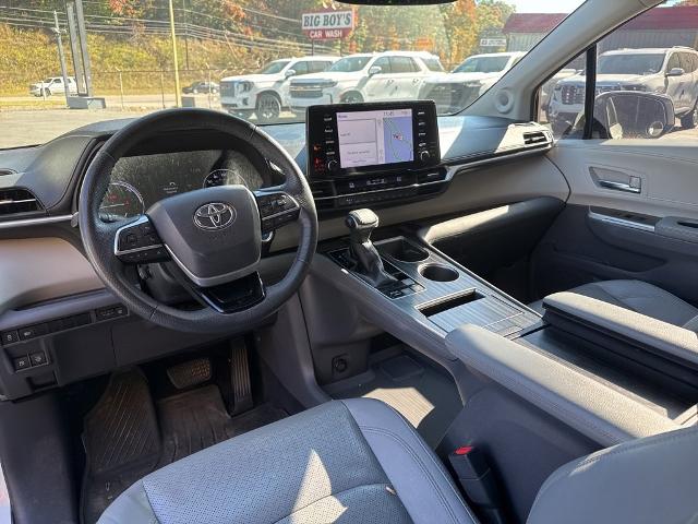 2021 Toyota Sienna Vehicle Photo in MARION, NC 28752-6372