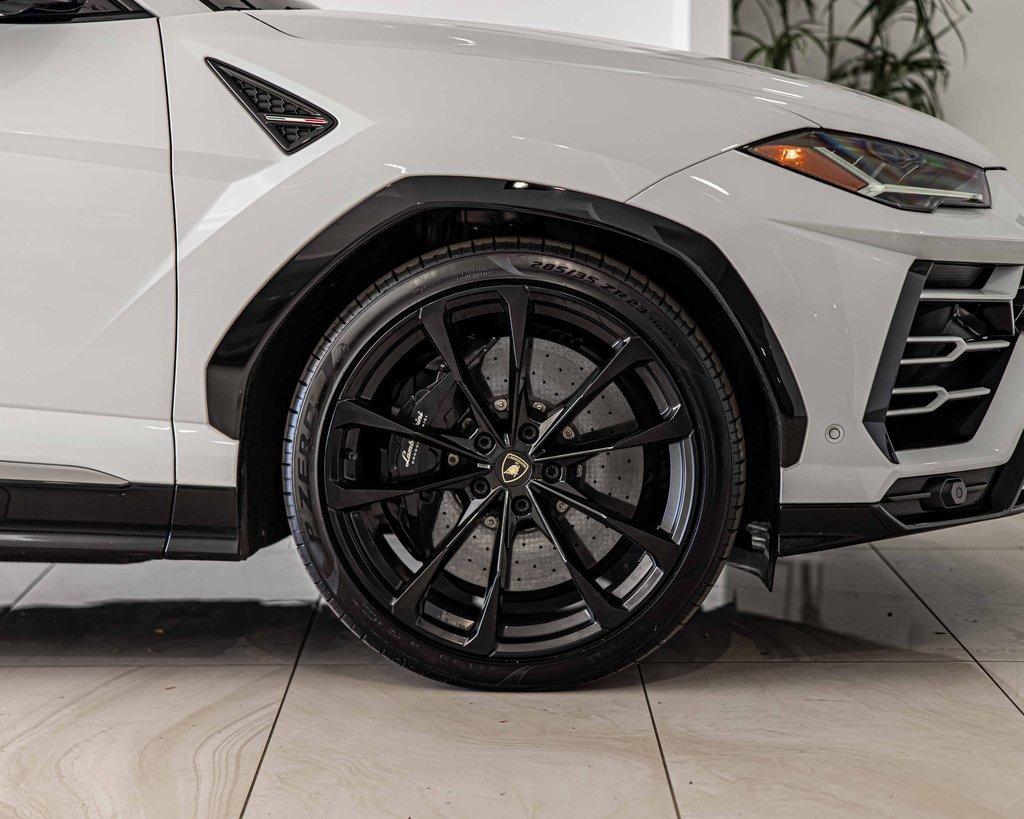 2021 Lamborghini Urus Vehicle Photo in Plainfield, IL 60586