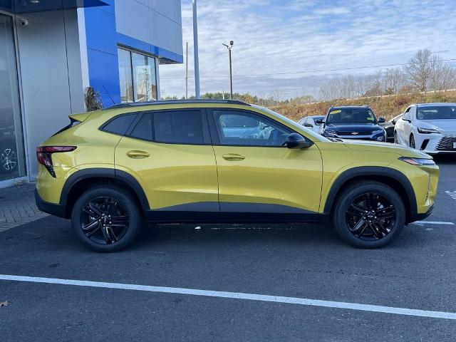 2025 Chevrolet Trax Vehicle Photo in GARDNER, MA 01440-3110