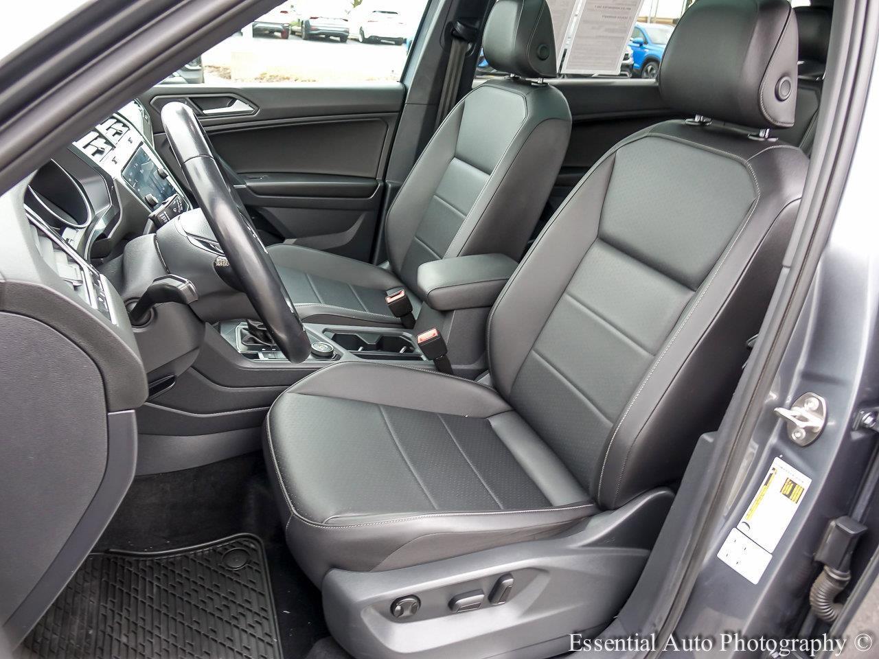 2020 Volkswagen Tiguan Vehicle Photo in Saint Charles, IL 60174