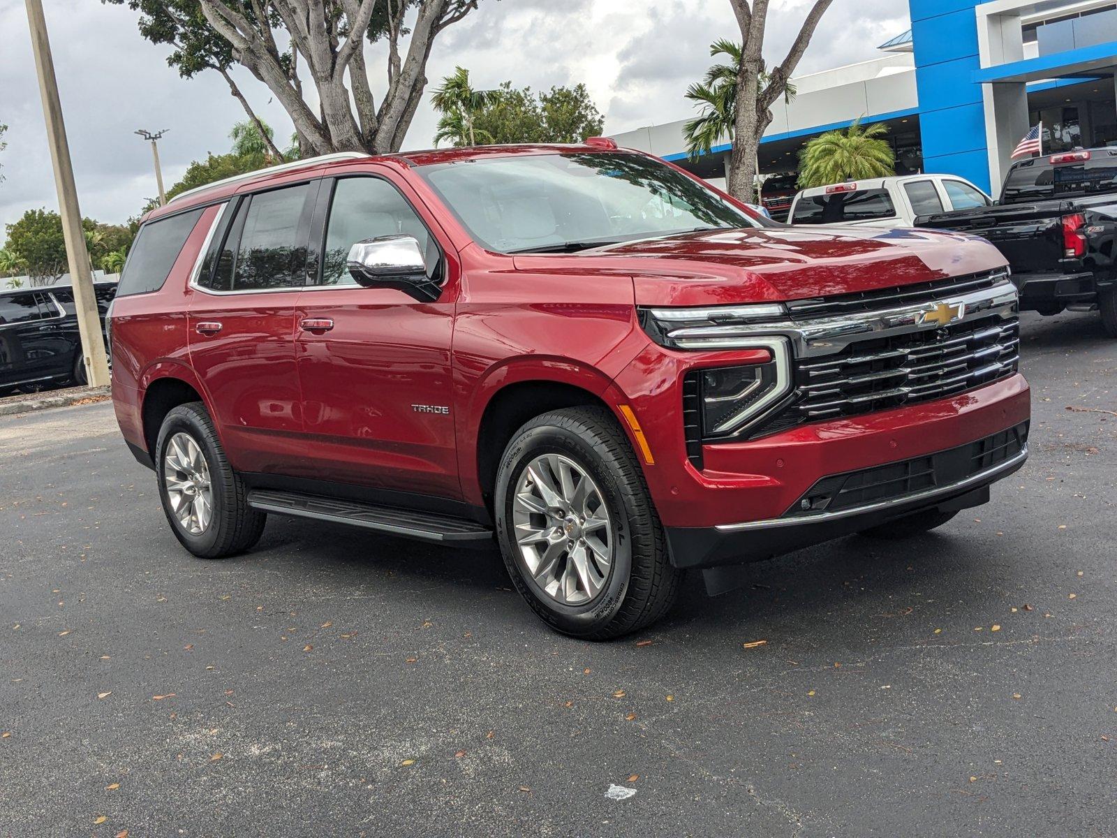 2025 Chevrolet Tahoe Vehicle Photo in GREENACRES, FL 33463-3207