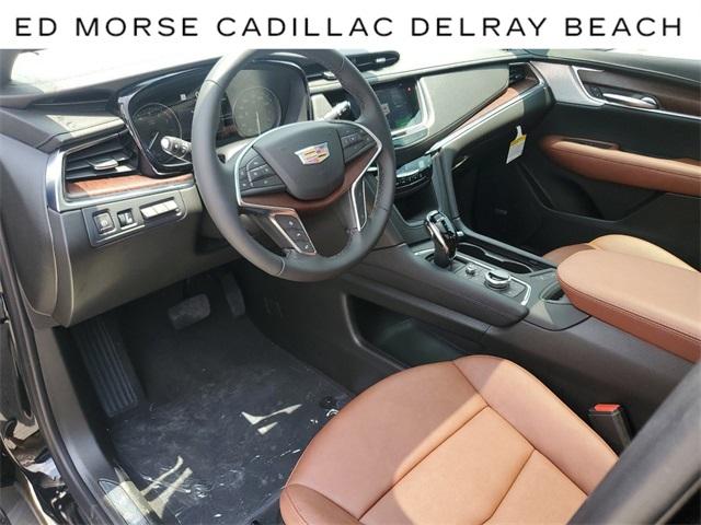 2024 Cadillac XT5 Vehicle Photo in DELRAY BEACH, FL 33483-3294