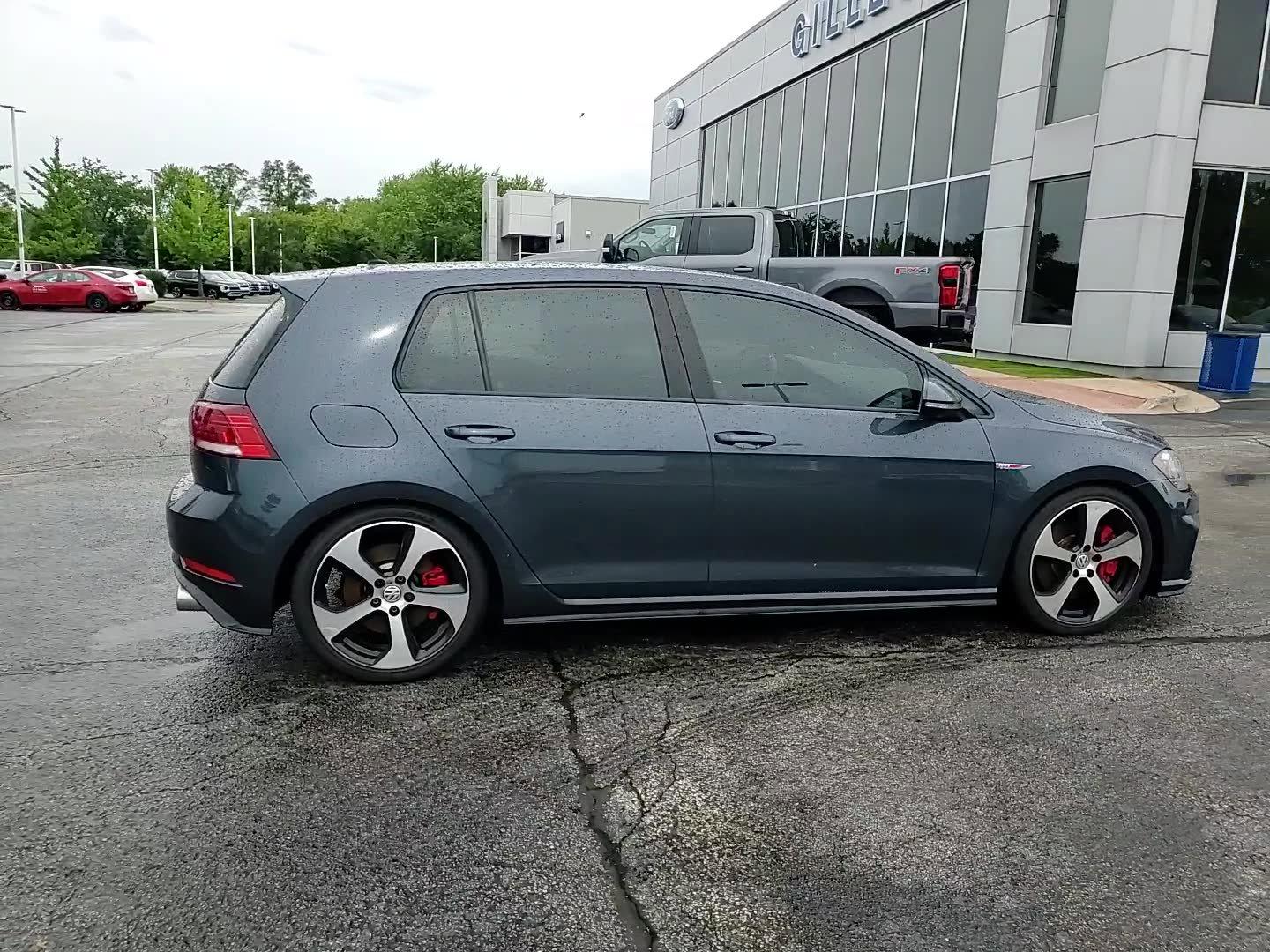 Used 2019 Volkswagen Golf GTI SE with VIN 3VW5T7AU6KM002243 for sale in Gurnee, IL