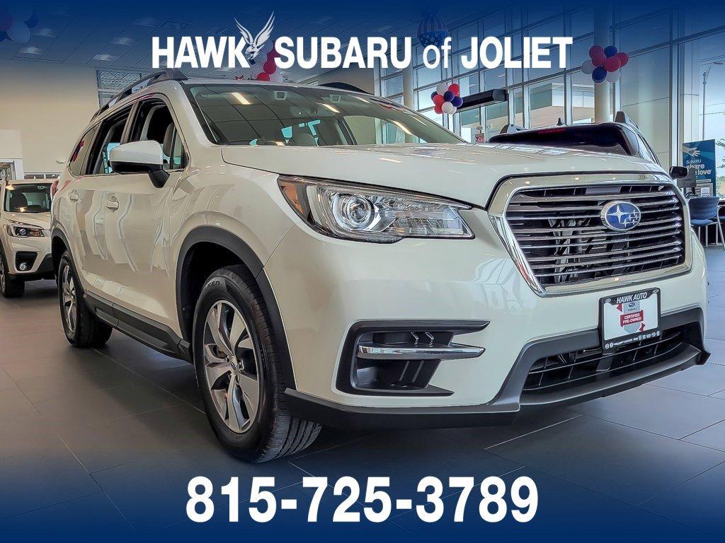 2021 Subaru Ascent Vehicle Photo in Saint Charles, IL 60174