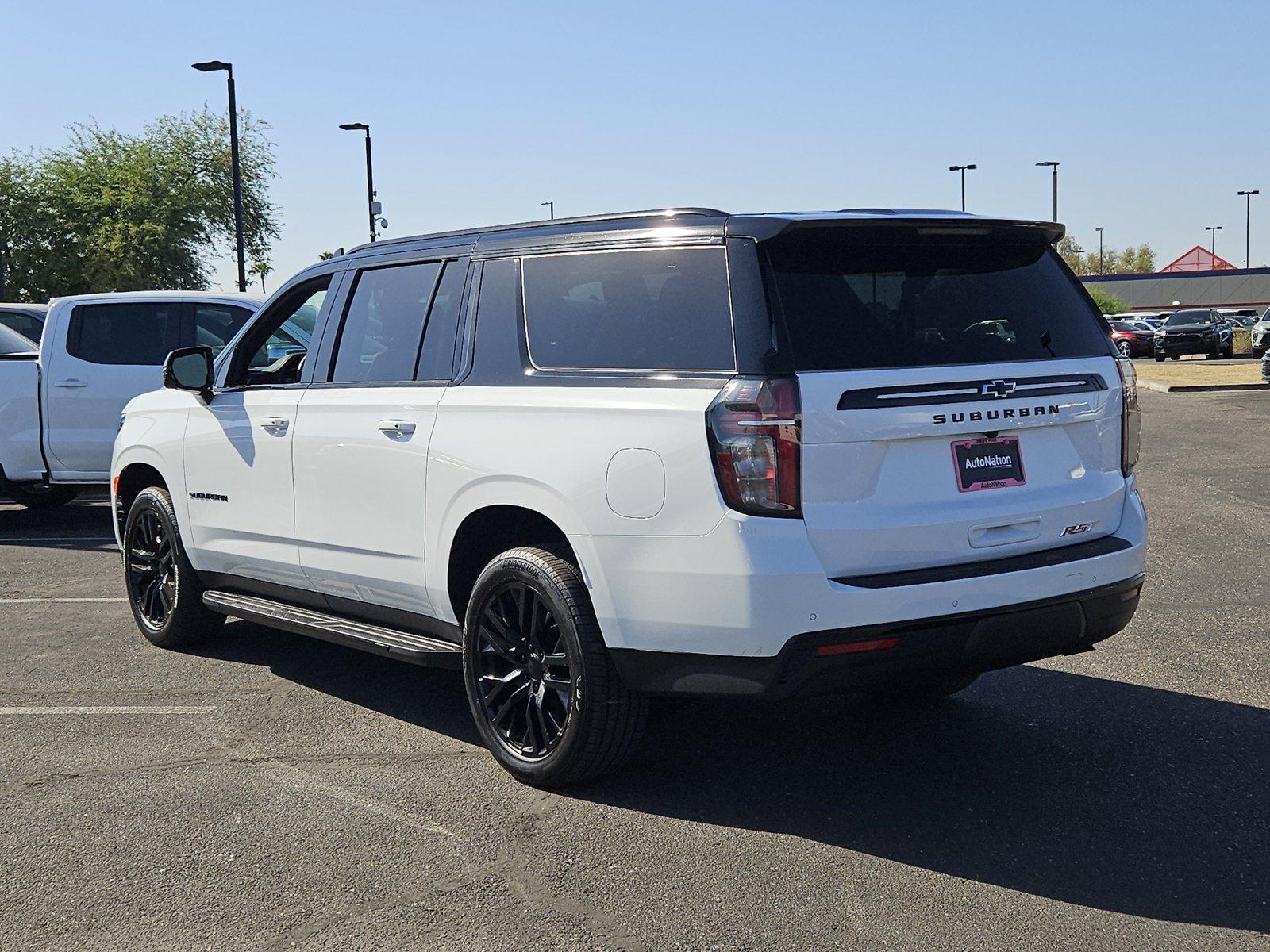 2024 Chevrolet Suburban Vehicle Photo in MESA, AZ 85206-4395