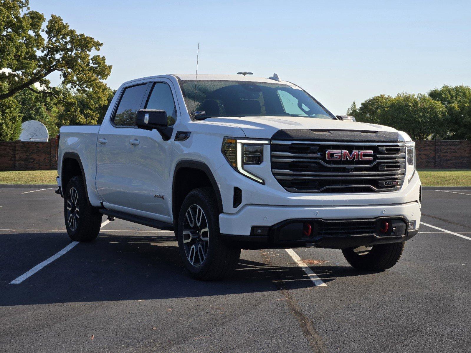 2025 GMC Sierra 1500 Vehicle Photo in DALLAS, TX 75209-3016