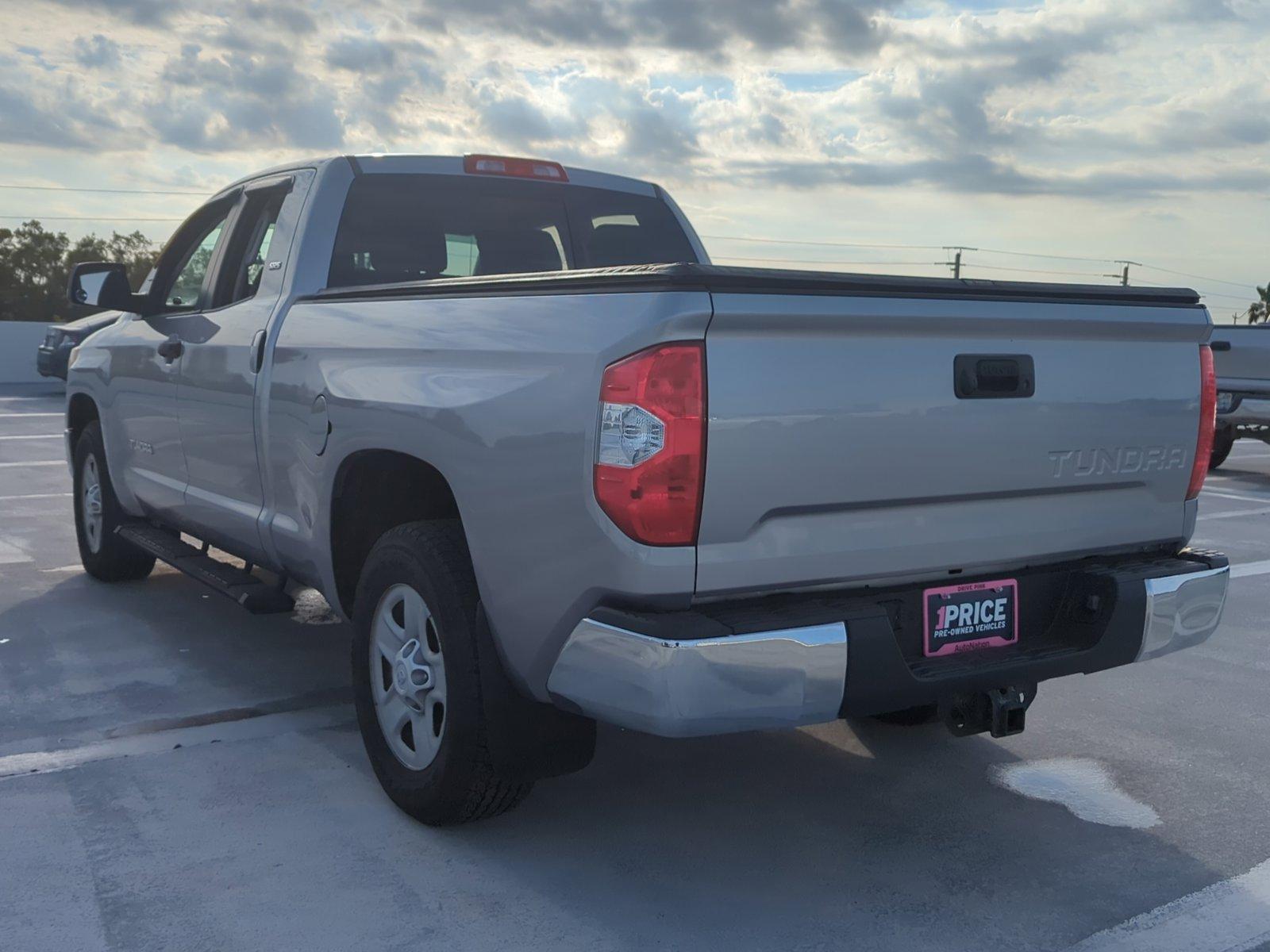 2018 Toyota Tundra 2WD Vehicle Photo in Ft. Myers, FL 33907