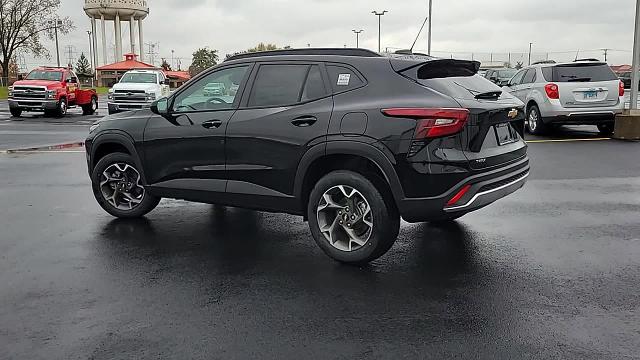 2025 Chevrolet Trax Vehicle Photo in JOLIET, IL 60435-8135