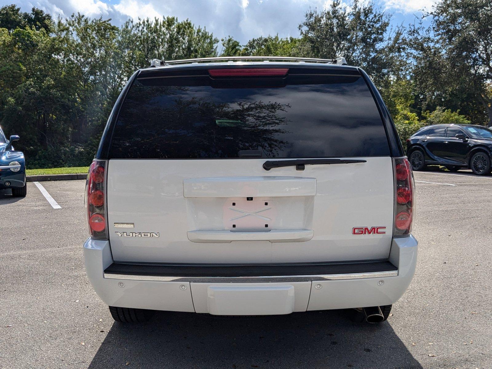 2011 GMC Yukon Vehicle Photo in West Palm Beach, FL 33417