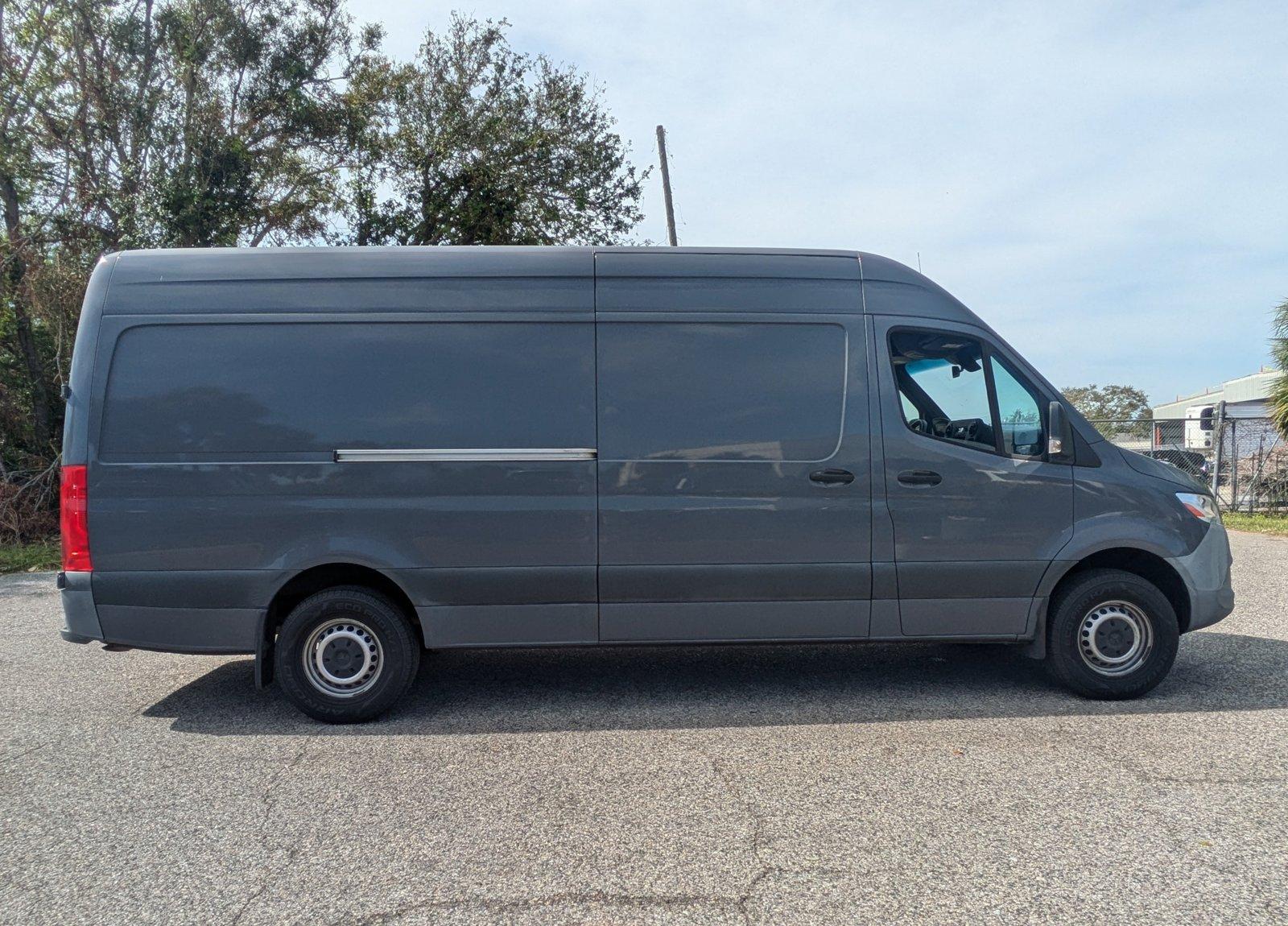 2019 Mercedes-Benz Sprinter Cargo Van Vehicle Photo in Sarasota, FL 34231