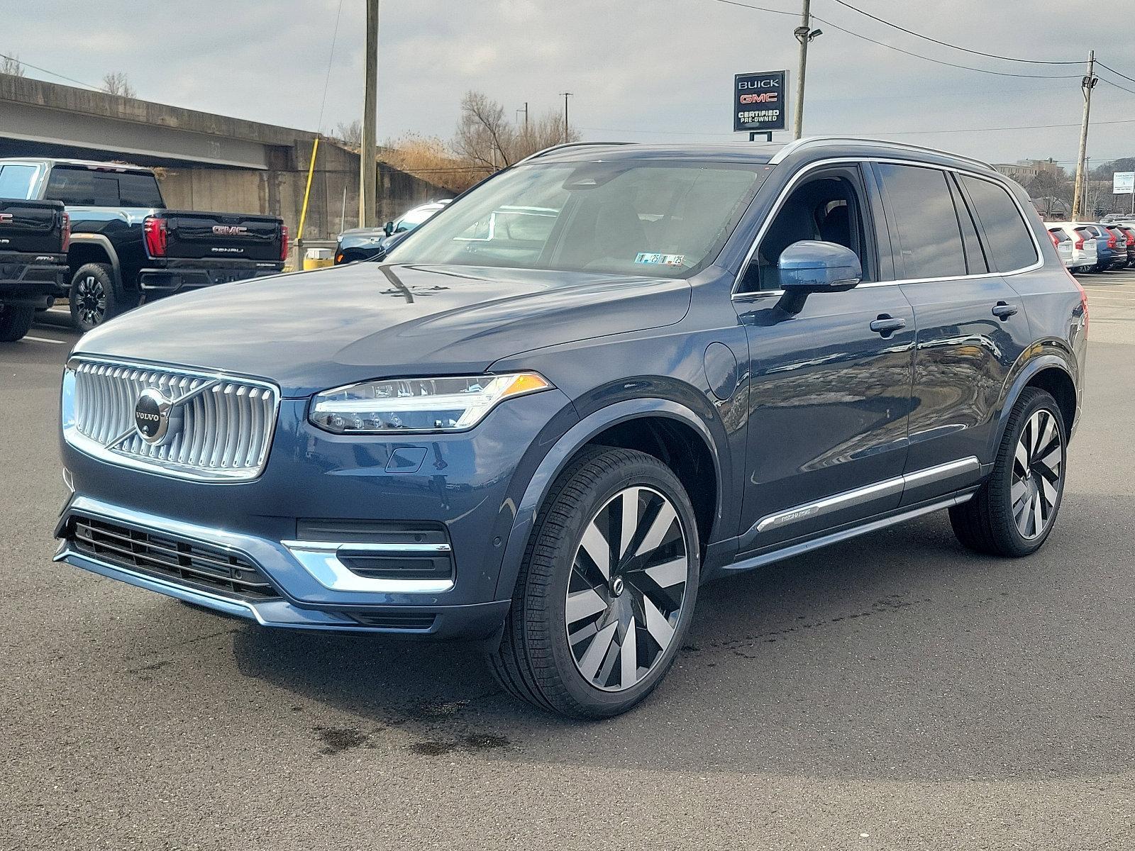 2024 Volvo XC90 Recharge Plug-In Hybrid Vehicle Photo in Trevose, PA 19053