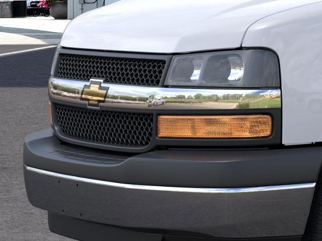 2024 Chevrolet Express Passenger Vehicle Photo in SELMA, TX 78154-1460