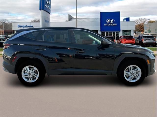 2025 Hyundai TUCSON Vehicle Photo in Green Bay, WI 54304