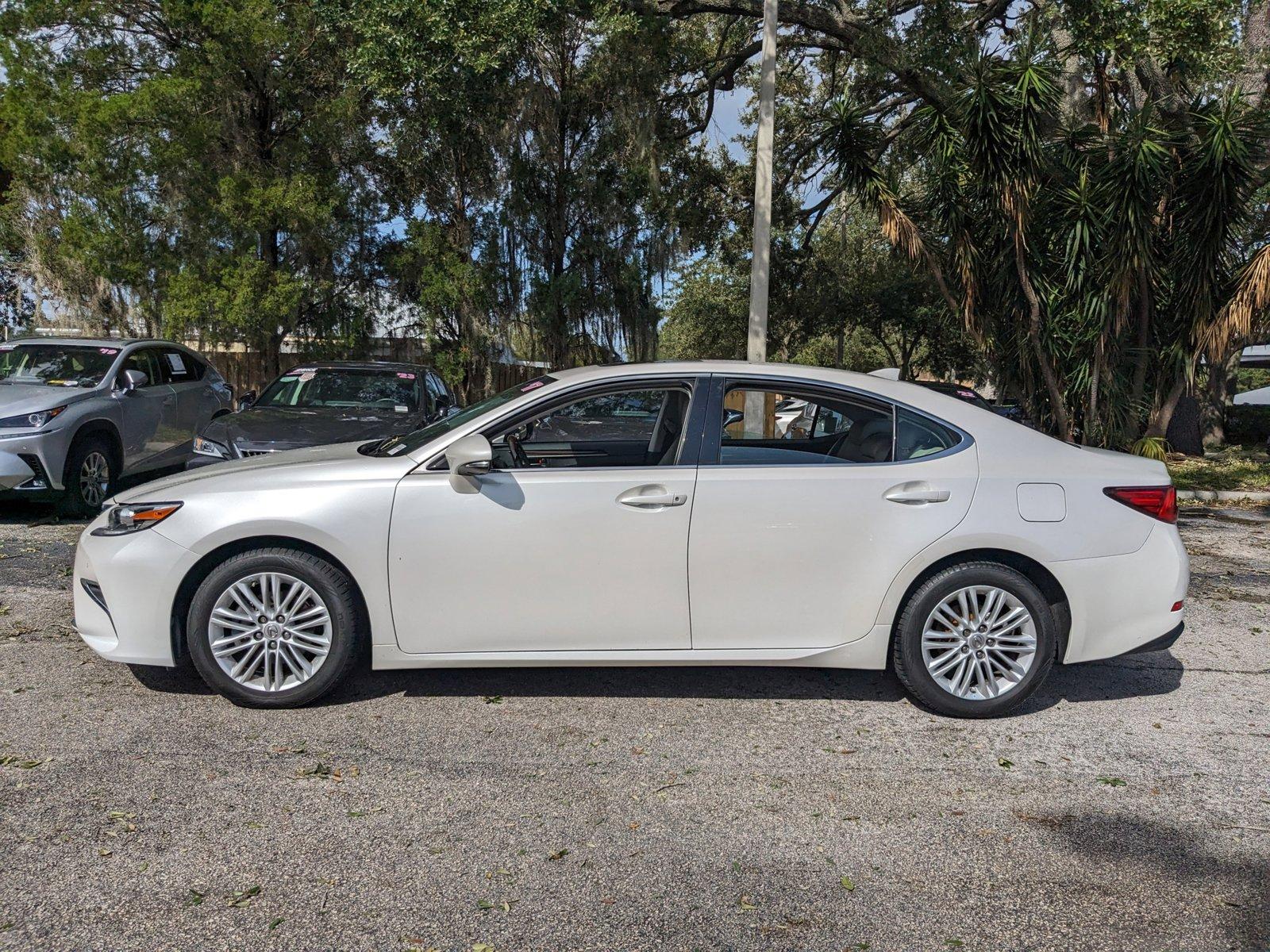 2017 Lexus ES 350 Vehicle Photo in Tampa, FL 33614