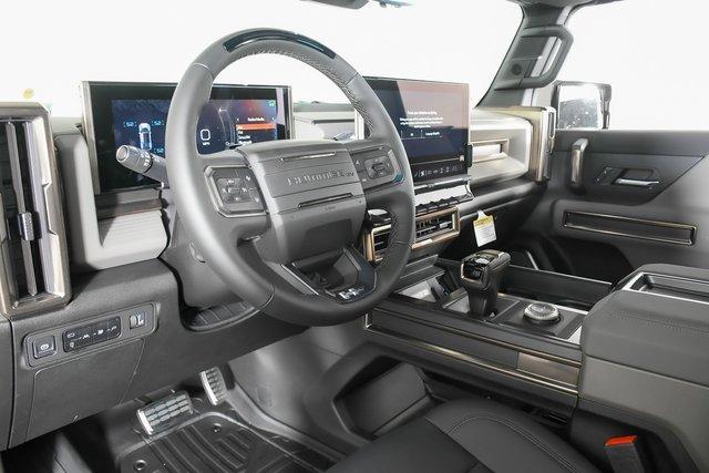 2025 GMC HUMMER EV SUV Vehicle Photo in PUYALLUP, WA 98371-4149