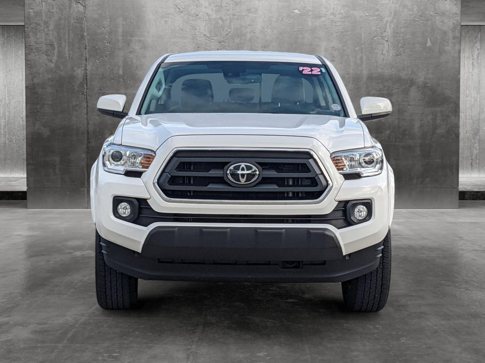 2022 Toyota Tacoma 4WD Vehicle Photo in Davie, FL 33331