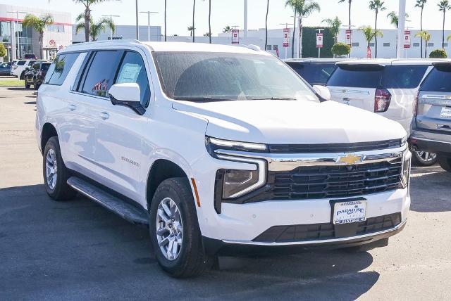 2025 Chevrolet Suburban Vehicle Photo in VENTURA, CA 93003-8585