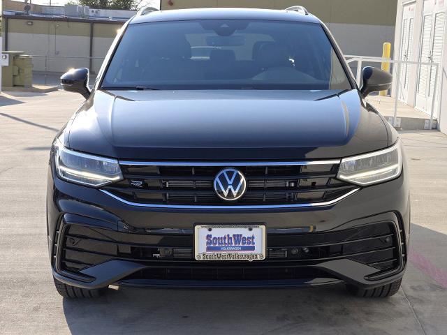 2024 Volkswagen Tiguan Vehicle Photo in WEATHERFORD, TX 76087