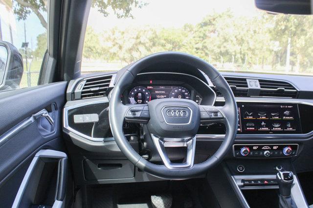 2023 Audi Q3 Vehicle Photo in HOUSTON, TX 77090