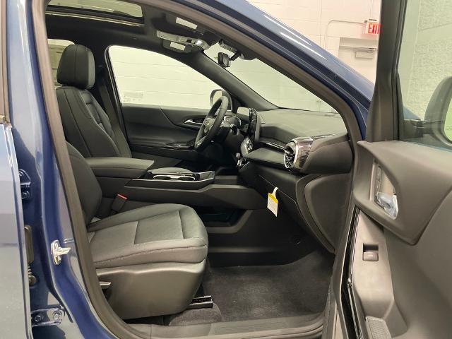 2025 Chevrolet Equinox Vehicle Photo in ROGERS, MN 55374-9422