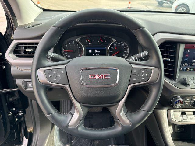 2023 GMC Acadia Vehicle Photo in MEDINA, OH 44256-9631