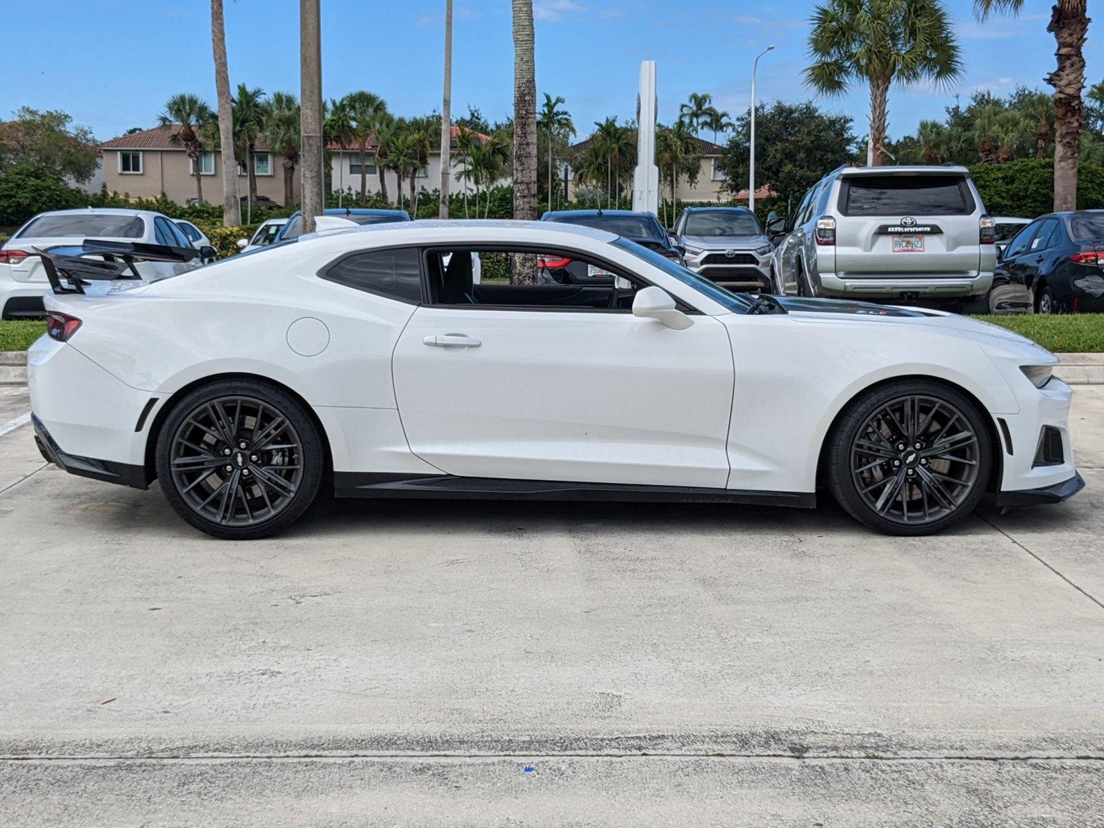 2018 Chevrolet Camaro Vehicle Photo in Davie, FL 33331