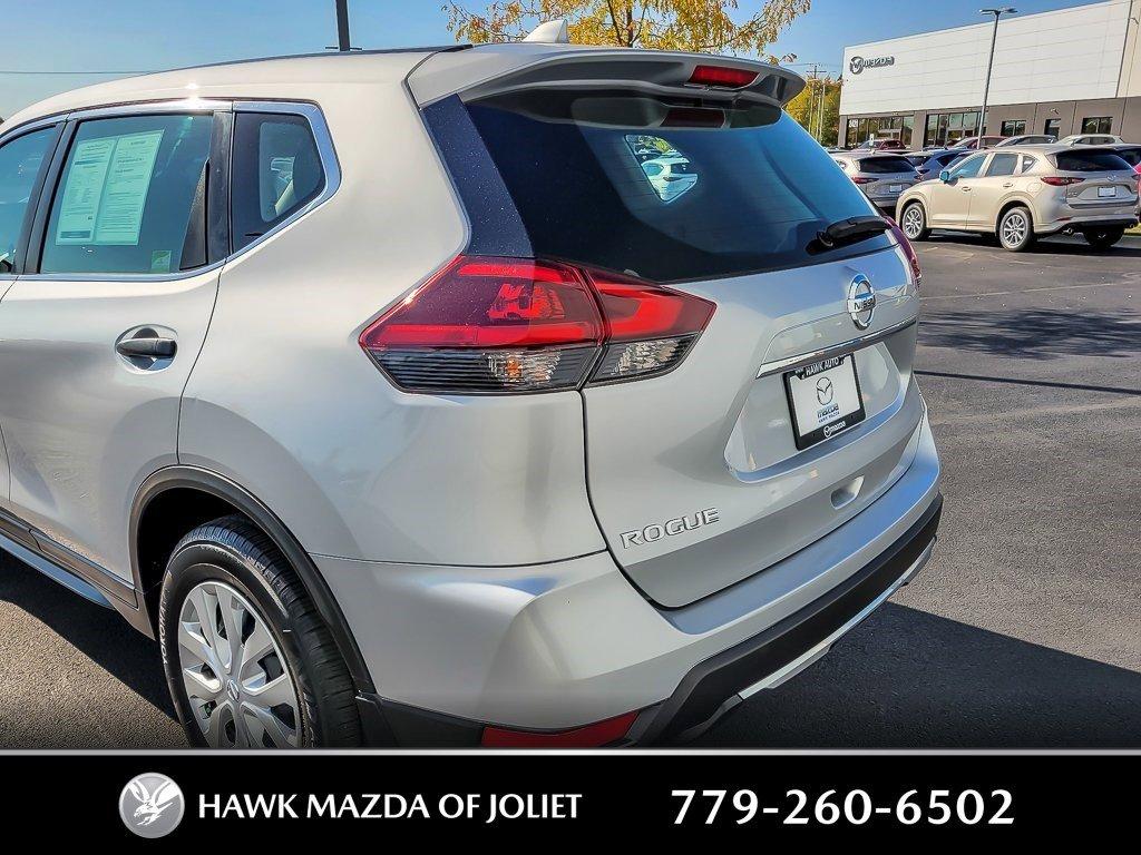 2019 Nissan Rogue Vehicle Photo in Saint Charles, IL 60174