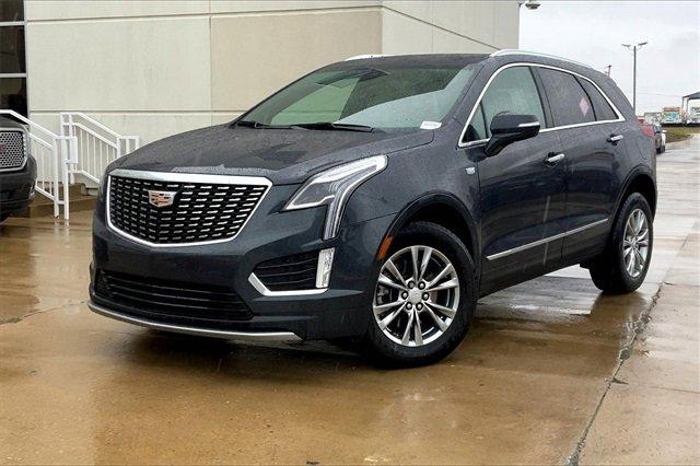 2022 Cadillac XT5 Vehicle Photo in TOPEKA, KS 66609-0000