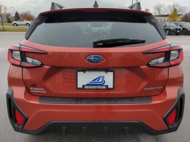 2024 Subaru Crosstrek Vehicle Photo in Green Bay, WI 54304