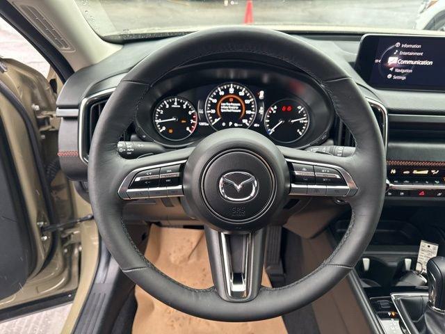 2024 Mazda CX-5 Vehicle Photo in MEDINA, OH 44256-9631