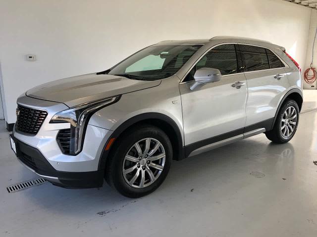 Used 2022 Cadillac XT4 Premium Luxury with VIN 1GYFZCR41NF133324 for sale in Bloomington, IL