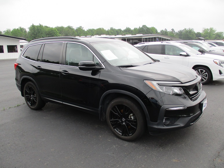 Used 2021 Honda Pilot SE with VIN 5FNYF5H29MB045627 for sale in Deridder, LA