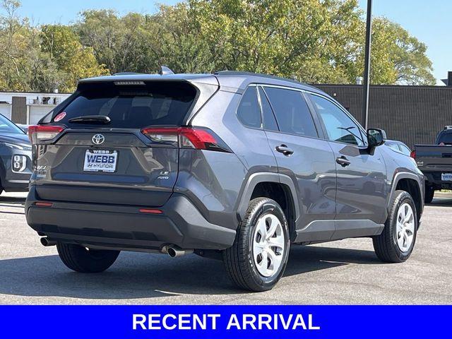 2019 Toyota RAV4 Vehicle Photo in Merrillville, IN 46410