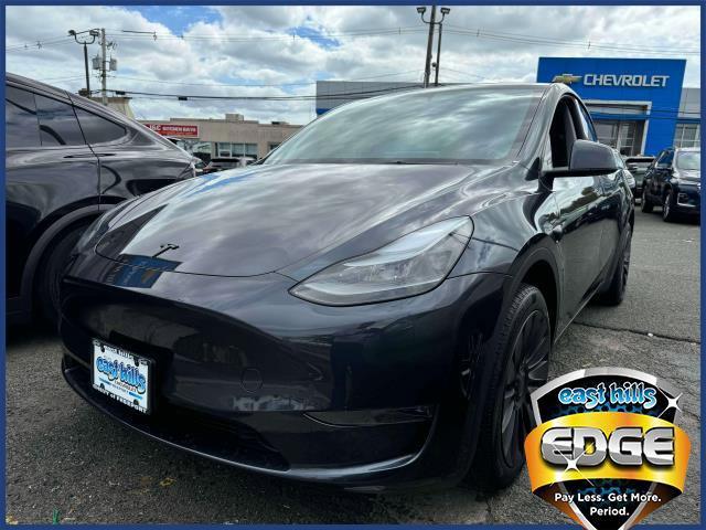 2024 Tesla Model Y Vehicle Photo in FREEPORT, NY 11520-3923