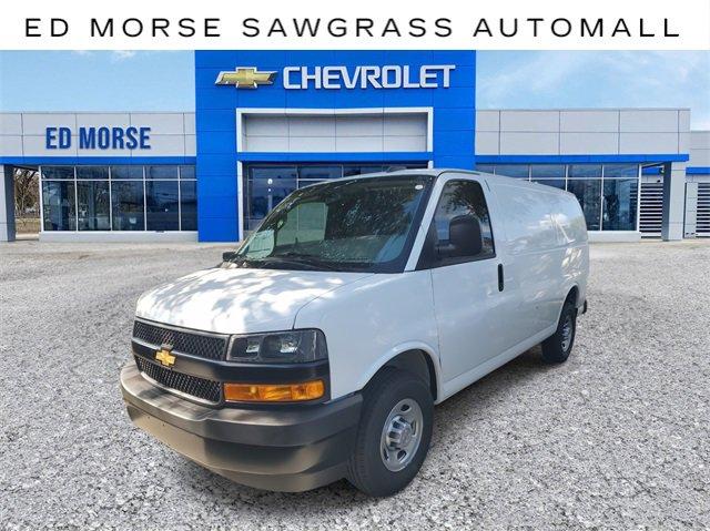 2024 Chevrolet Express Cargo 2500 Vehicle Photo in SUNRISE, FL 33323-3202