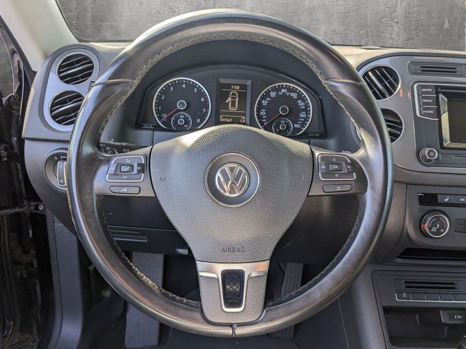 2016 Volkswagen Tiguan Vehicle Photo in Tampa, FL 33614