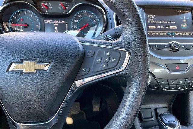 2017 Chevrolet Cruze Vehicle Photo in INDEPENDENCE, MO 64055-1314