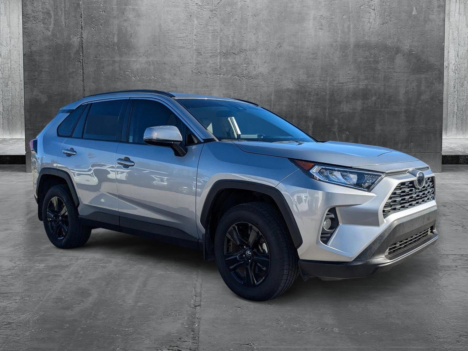 2020 Toyota RAV4 Vehicle Photo in Winter Park, FL 32792