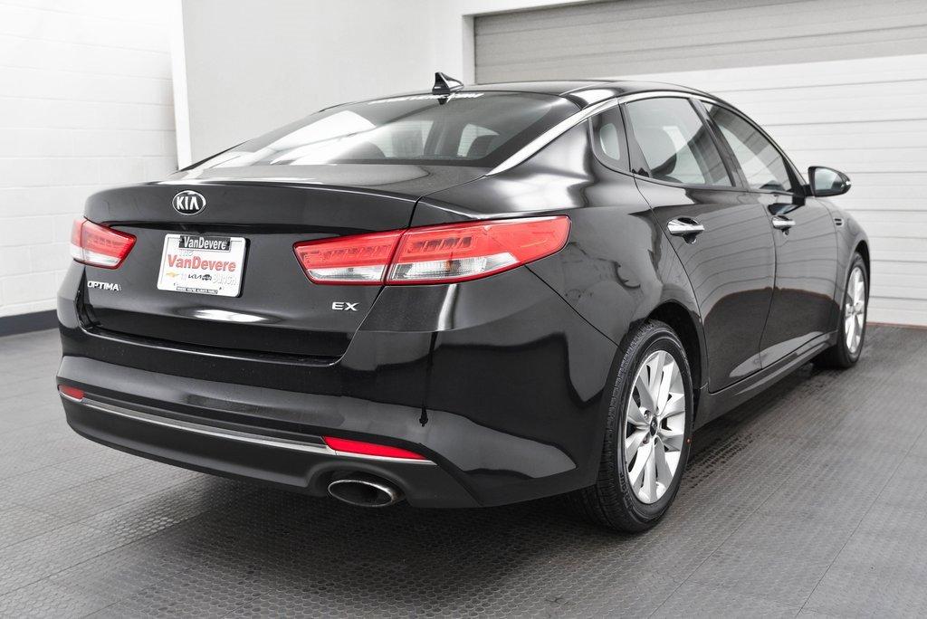 2016 Kia Optima Vehicle Photo in AKRON, OH 44303-2185