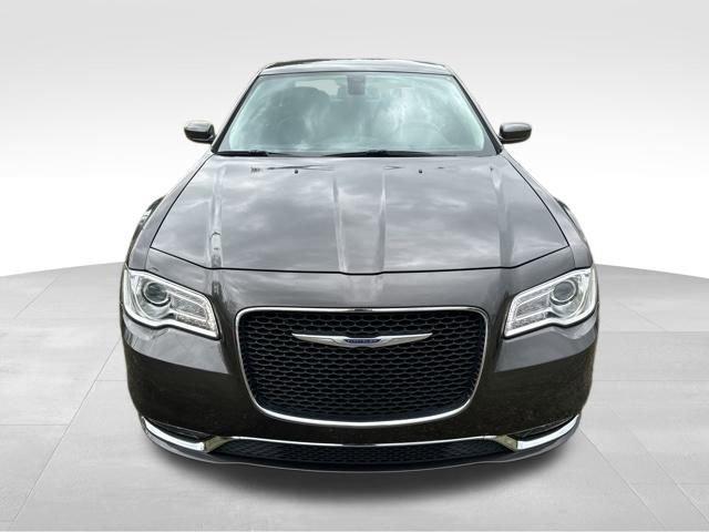 2020 Chrysler 300 Vehicle Photo in MEDINA, OH 44256-9631