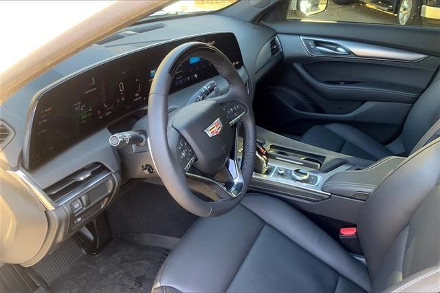 2025 Cadillac CT5 Vehicle Photo in KANSAS CITY, MO 64114-4545